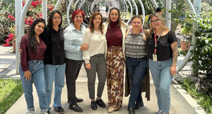 Investigadores de la UES fortalecen la ciencia con estancias en la UNAM
