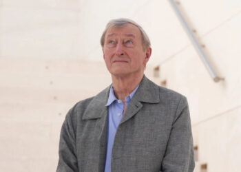 Británico Julian Barnes es elegido Premio Princesa de Asturias de las Letras
