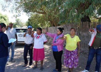 Realiza Ayuntamiento de Guaymas toma de protesta a los Comités de Luminarias y Auditoría 2026