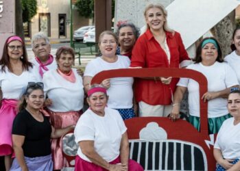 DISFRUTAN ABUELAS Y ABUELOS DE UNA NUEVA EDICIÓN DE “TARDES DE ORO”