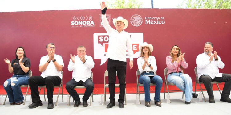 Lleva Gobernador Durazo becas, obras y servicios gratuitos a miles de familias de la sierra sonorense