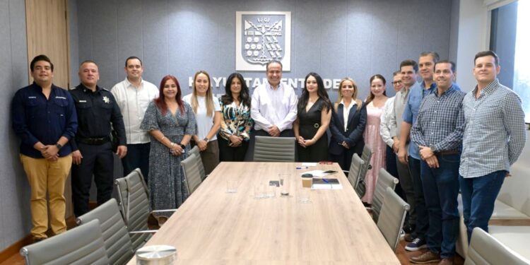 Fortalece Toño Astiazarán perspectiva de igualdad entre mujeres y hombres en Hermosillo