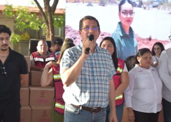 DE NUEVO LLEVA DIF NAVOJOA EXITOSA FERIA DE SERVICIOS A LOS NAVOJOENSES