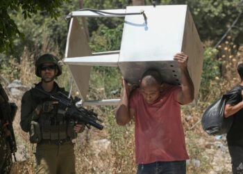 Revoca ministro israelí derechos de la autoridad palestina en Cisjordania