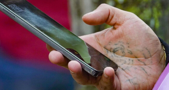 Apoyará la CRT a grupos vulnerables en el registro de su número celular