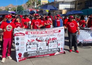 Maestros seguirán con el paro laboral en el valle