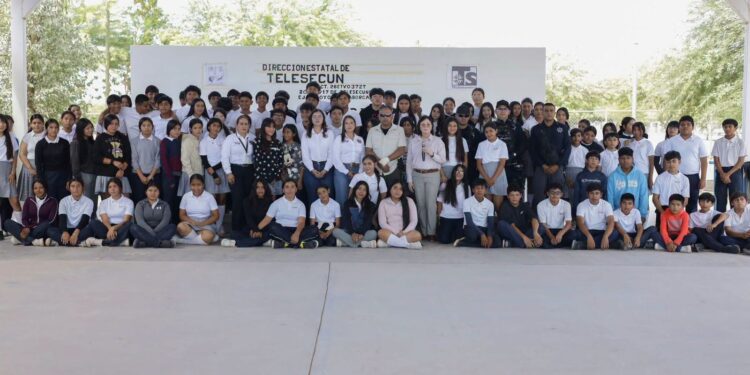Realiza la Unidad de Prevención del Delito una jornada más de pláticas en escuelas del ejido El Coyote