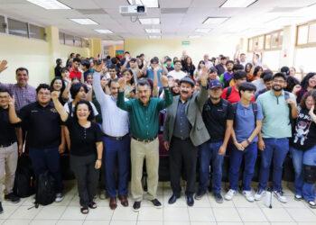 Jóvenes de Nogales encuentran en Javier Lamarque un llamado a construir el futuro de Sonora