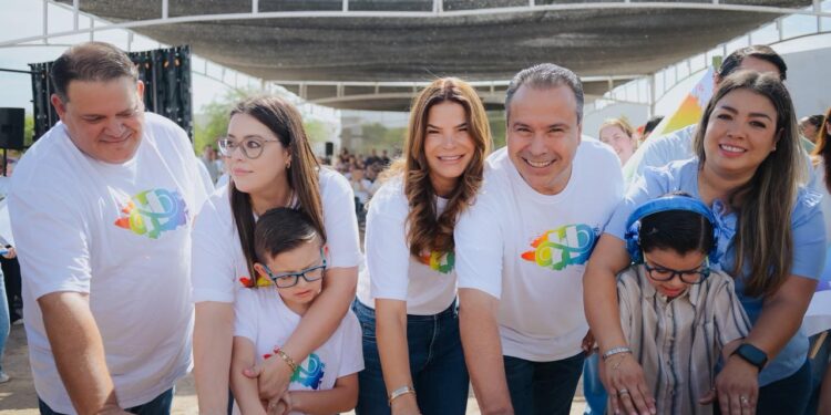 Inician Toño Astiazarán y Patty Ruibal construcción de Parque para Niñas y Niños con Autismo