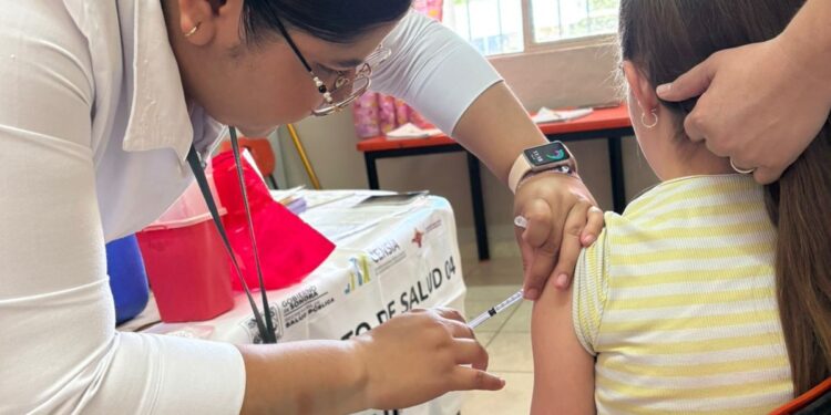 Salud Sonora fortalece la prevención del sarampión con vacunación