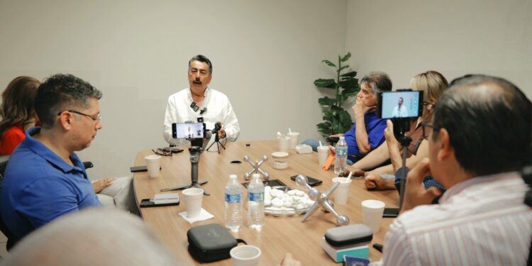 Javier Lamarque: «Mi compromiso es con la Cuarta Transformación, no con una candidatura”