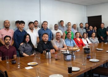 Omar Del Valle Colosio suma a jóvenes, profesionistas y familias de Nogales al diálogo por Sonora.