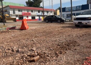 Abren otro carril en Tecnológico y Los Maestros