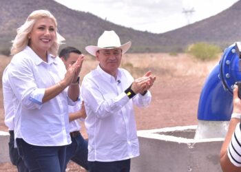 ENTREGAN GOBERNADOR ALFONSO DURAZO Y PRESIDENTA CLAUDIA SANTACRUZ OBRA HIDROAGRÍCOLA A FAMILIAS DE TESOPOBAMPO