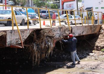 Refuerzan limpieza en zonas afectadas