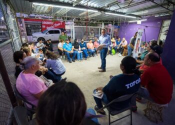 Omar Del Valle Colosio mantiene el diálogo ciudadano desde las colonias de Hermosillo