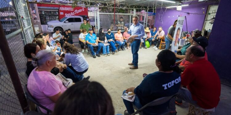 Omar Del Valle Colosio mantiene el diálogo ciudadano desde las colonias de Hermosillo