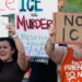 Migrantes mexicanos exigen investigación tras muerte de colombiano a manos del ICE