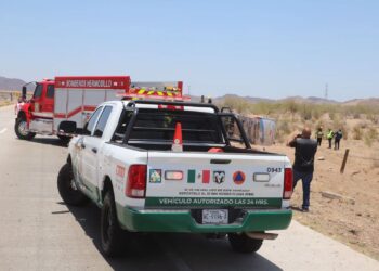 *Atienden Bomberos, Protección Civil y cuerpos de emergencia accidente de autobús*
