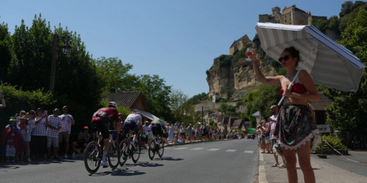 Inédito: Tour de Francia acorta su 9ª etapa por ola de calor