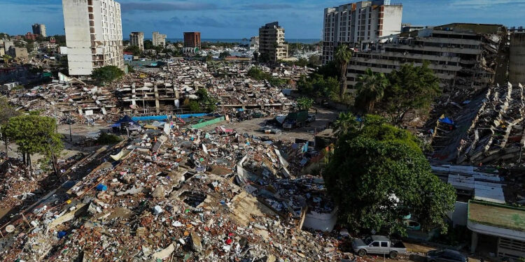 Suman casi 2 mil muertos y 10 mil heridos por sismos en Venezuela