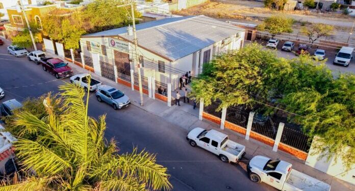 Cumple Toño Astiazarán con obra a la comunidad de la iglesia Betesda