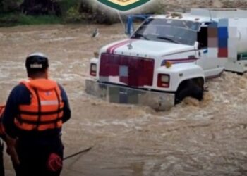 Lluvias mantienen condiciones de riesgo en distintos municipios de Sonora