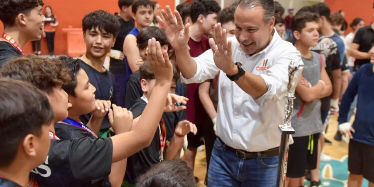 Toño Astiazarán impulsa a más de 3 mil atletas de Hermosillo con el Fondo Deportivo