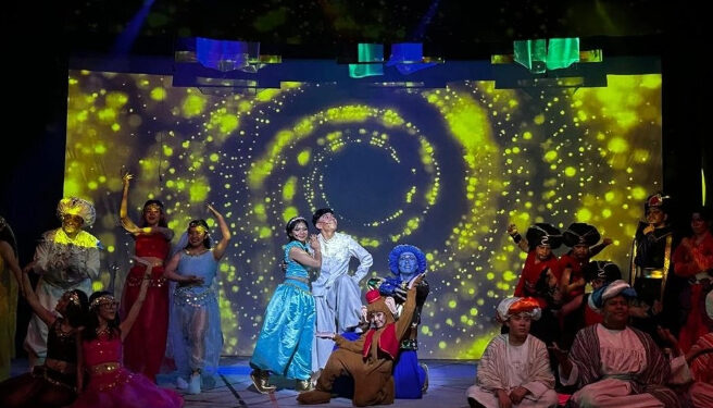 La magia se apodera del teatro Wilberto Cantón con ‘El genio de Aladino’