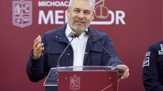 El ciclo escolar en Michoacán concluirá sin interrupciones por paros de CNTE, resalta el gobernador Ramírez Bedolla