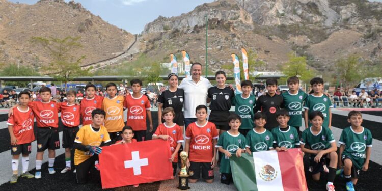 Celebra Toño Astiazarán exitoso cierre del torneo de fútbol “El Mundialito H”