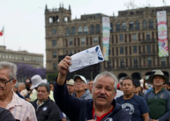 Prevén ligero incremento en los programas de gasto público para 2027; pasarán de 661 a 672