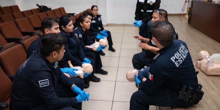 Paramédicos de la Policía Estatal reciben certificación en entrenamiento BLS Soporte Vital Básico*