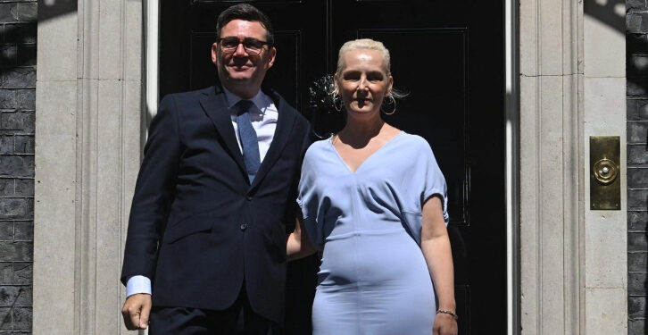 Andy Burnham se convierte en primer ministro con la promesa de «restructurar Reino Unido»