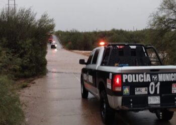 Policía Estatal brinda apoyo a la ciudadanía durante las lluvias en municipios de Sonora