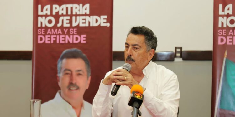 Lamarque rechaza campañas negras y respalda endurecer castigos contra el feminicidio