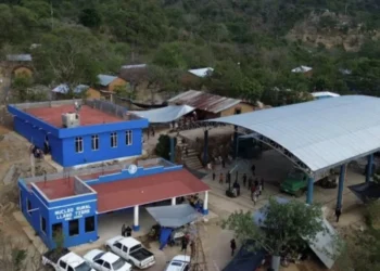 Grupo armado de Teojomulco retiene a 30 civiles en zona de disputa agraria