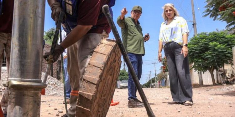 EN MARCHA PROGRAMA PERMANENTE DE MANTENIMIENTO DE RED DE DRENAJE Y AGUA POTABLE EN EL SAHUARO
