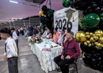 *Culminan con emotiva ceremonia de entrega de certificados en la Escuela Primaria Federal 15 de Septiembre*