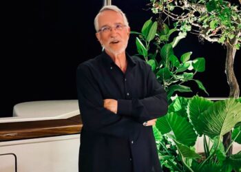 Tribunal británico señala “abuso procesal” en litigio de Ricardo Salinas Pliego y revoca congelamiento de activos