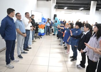 Toma protesta Toño Astiazarán a segunda generación de “Guardianes del Agua”