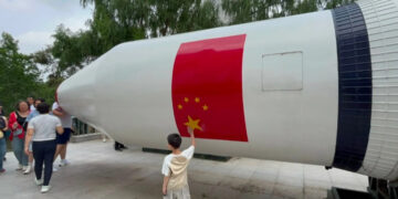China acelera para llevar astronautas a la Luna