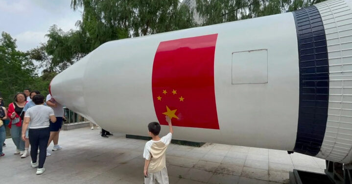 China acelera para llevar astronautas a la Luna