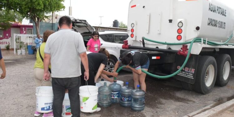 Agua de Hermosillo continúa este martes con programa emergente con brigada especial de pipas
