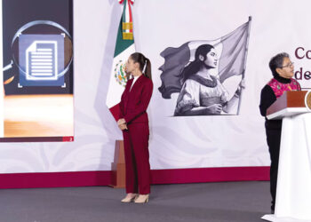 Firma Sheinbaum decreto para maximizar transparencia