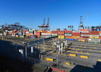 Exportaciones de México hacia EU tocan récord a mitad del año: Suman 298.2 mil millones de dólares