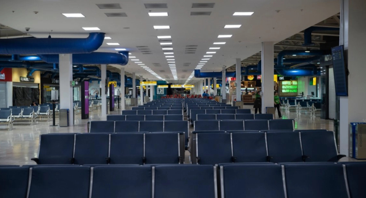 aeropuertocerrara